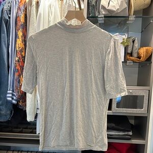 T Tahari Light taupe Short Sleeve Tee